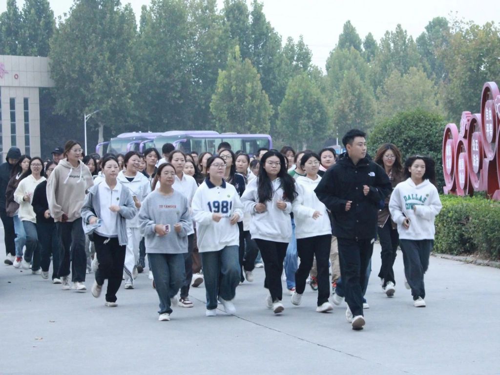 3ef4e1338eac71d2a1c4b78a82806412.jpg 3ef4e1338eac71d2a1c4b78a82806412.jpg