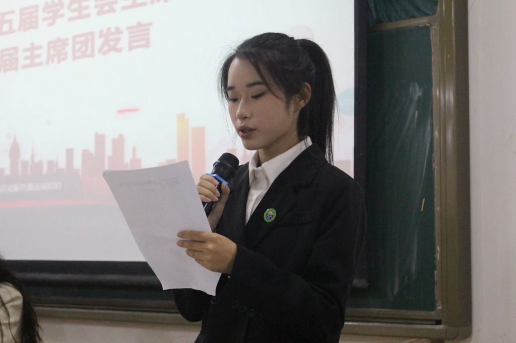 9edea13d3eed9a47ca67553b0aec7fa5.jpg 9edea13d3eed9a47ca67553b0aec7fa5.jpg