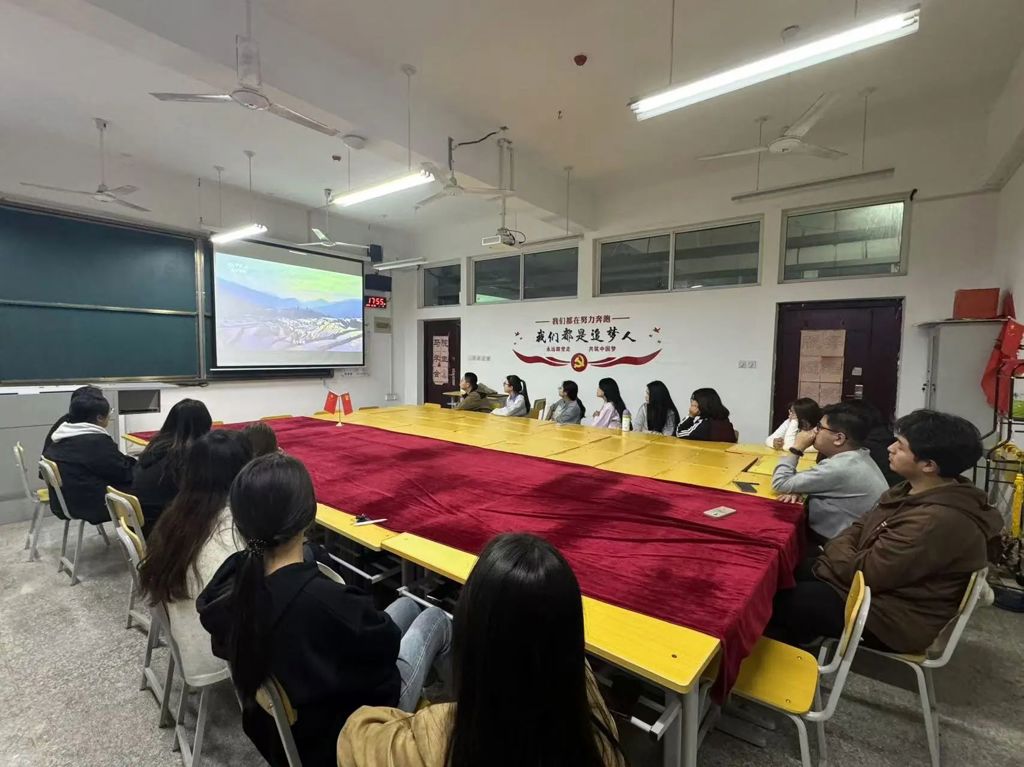 3bd7c18311b6b0b25af4c0247194053b.jpg 3bd7c18311b6b0b25af4c0247194053b.jpg