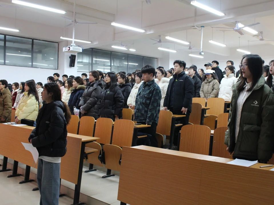 197bea52a7d32f0ebe0ea2e26b5e10fe.jpg 197bea52a7d32f0ebe0ea2e26b5e10fe.jpg