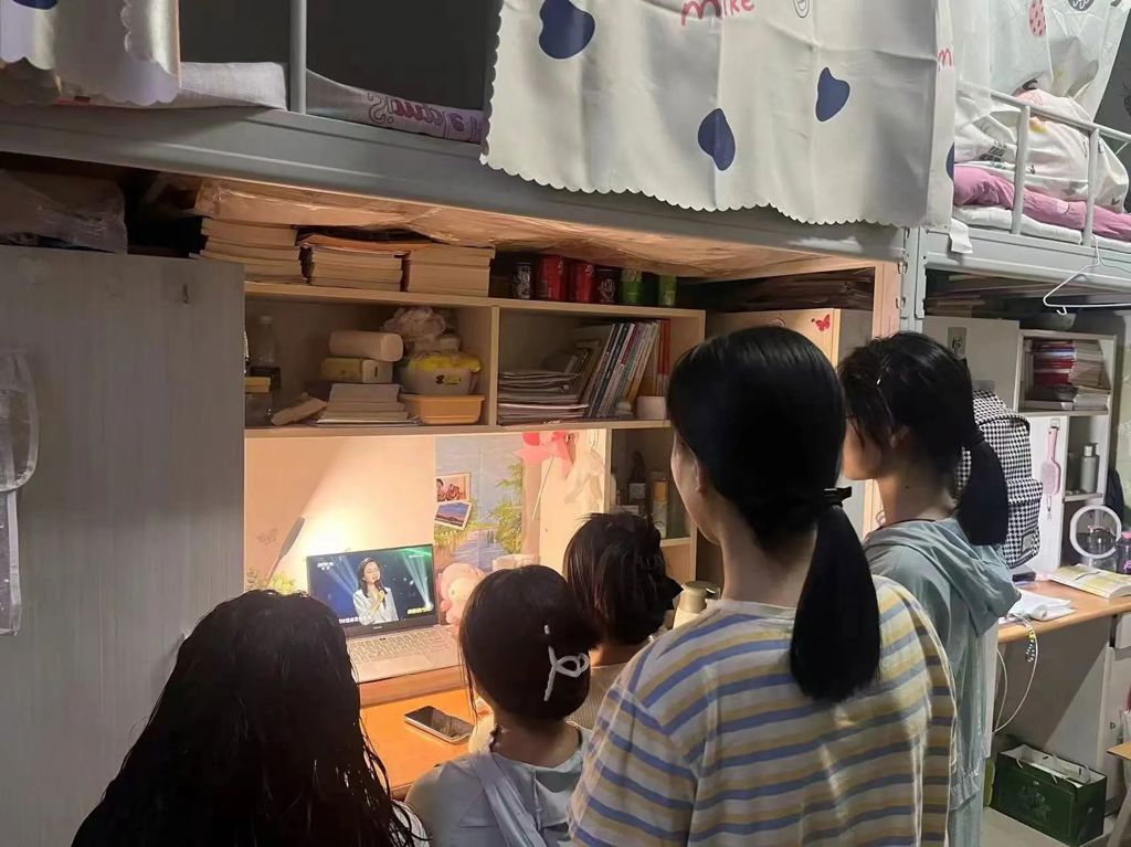 16eea7e463c1b69c24abf11c6a505355.jpg 16eea7e463c1b69c24abf11c6a505355.jpg