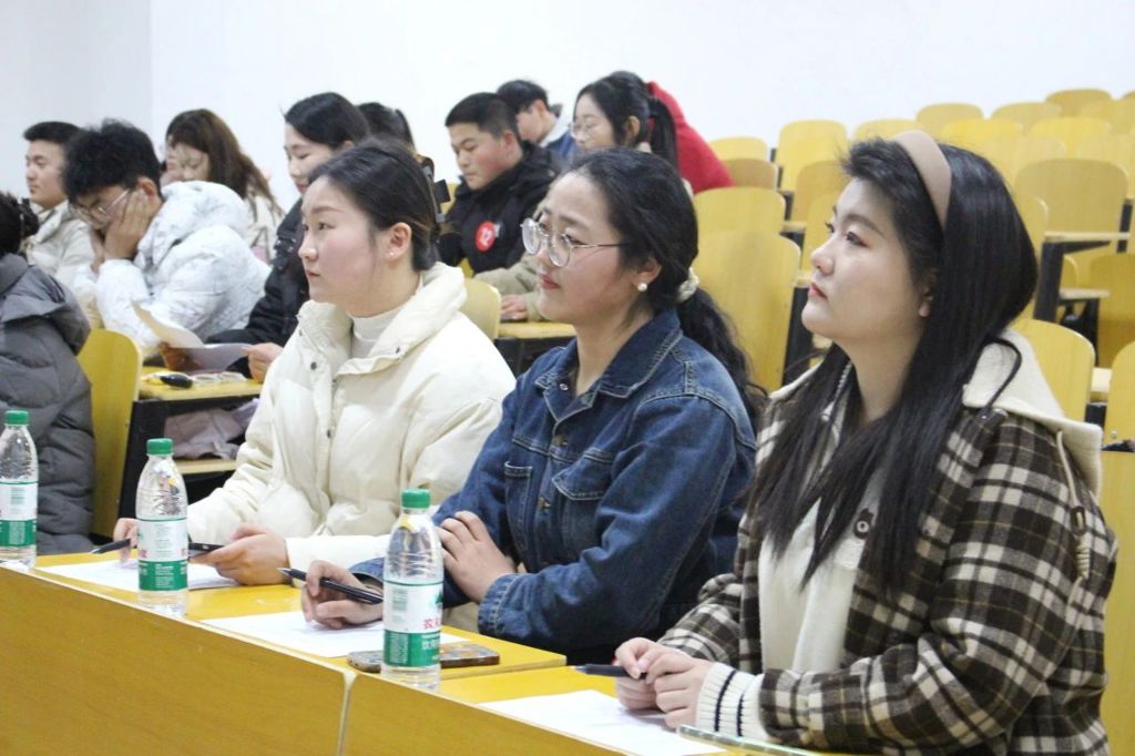 8bef1240e01517cbfd865d4a397f87da.jpg 8bef1240e01517cbfd865d4a397f87da.jpg