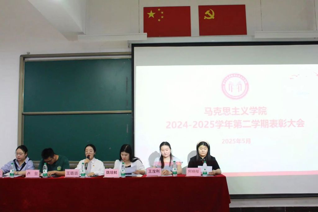 8a5e65a8c4d57e034cc1a0261e4f9c22.jpg 8a5e65a8c4d57e034cc1a0261e4f9c22.jpg