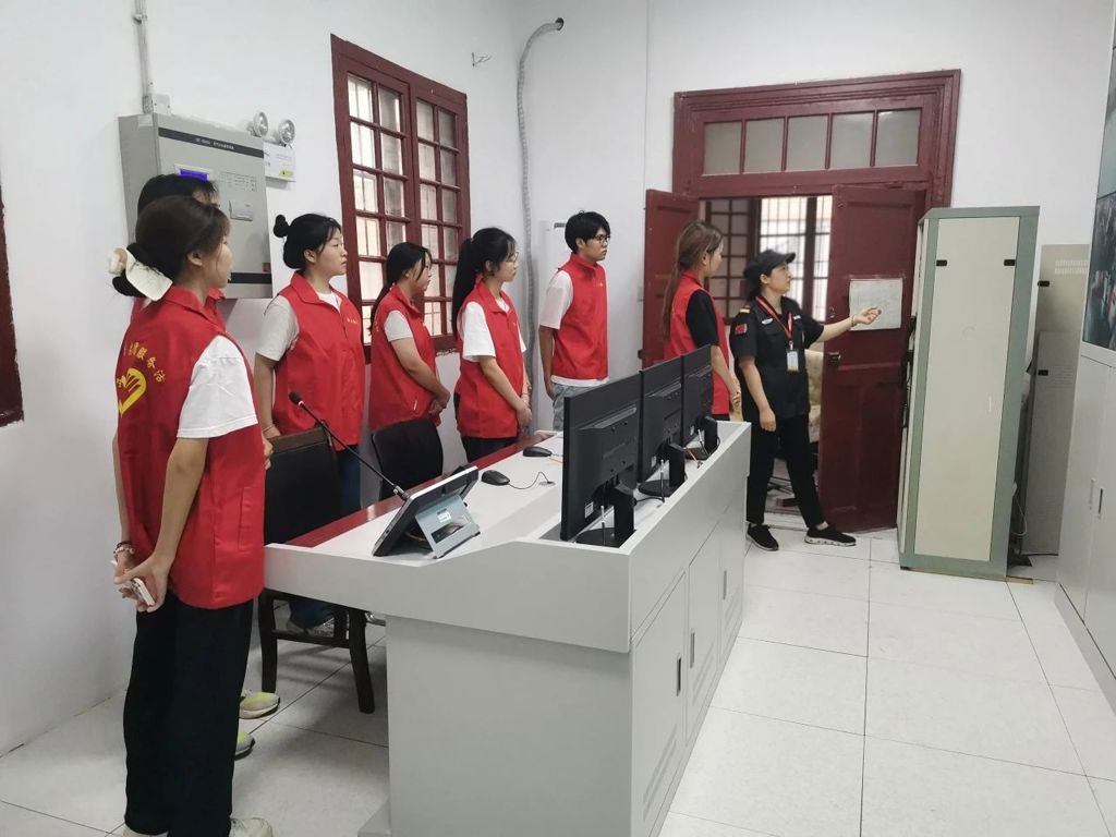 5028d917f43e3767bbe356310903452c.jpg 5028d917f43e3767bbe356310903452c.jpg