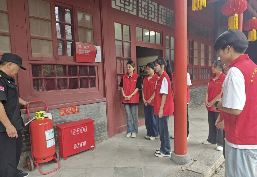 38e978fc5f21a72a066ab4085ac9b4a9.jpg 38e978fc5f21a72a066ab4085ac9b4a9.jpg