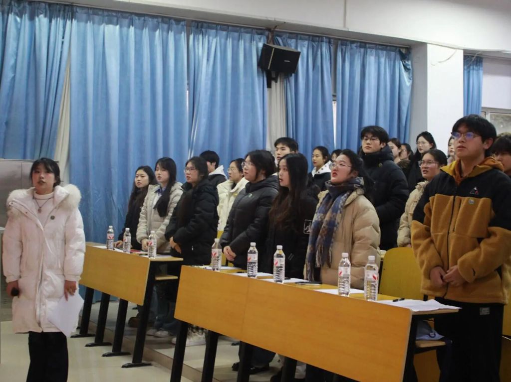 033f8b6f18742621a2822e158e4a69bd.jpg 033f8b6f18742621a2822e158e4a69bd.jpg